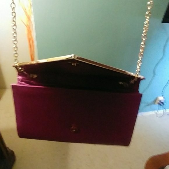 Cluch - Picture 3 of 5